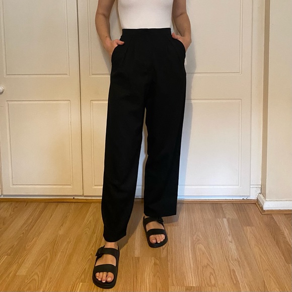 Black high waist pleated tailored trousers - Picture 6 of 7